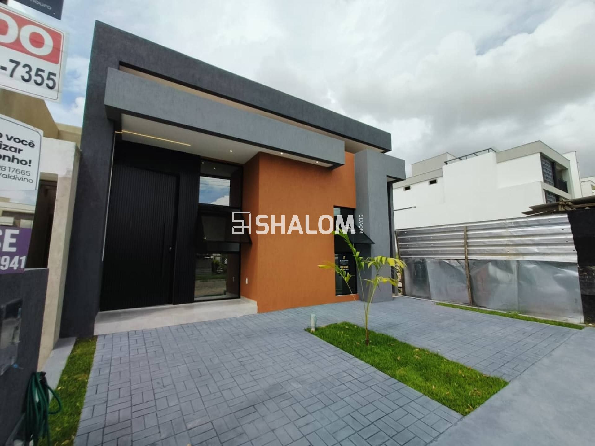 Casa para Vender com 3 quartos sendo 1 suíte no Parkville Residence Privê nas Malvinas em Campina Grande - PB