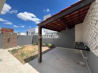 Casa para Vender com 3 quartos sendo 1 suíte no Monteville Residence Privê nas Malvinas em Campina Grande - PB