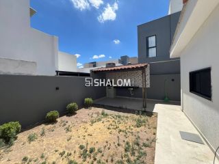 Casa para Vender com 3 quartos sendo 1 suíte no Monteville Residence Privê nas Malvinas em Campina Grande - PB