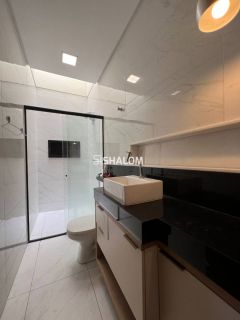 Casa para Vender com 3 quartos sendo 1 suíte no Monteville Residence Privê nas Malvinas em Campina Grande - PB