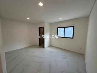Casa para Vender com 3 quartos sendo 1 suíte master no Monteville Residence Privê nas Malvinas em Campina Grande - PB