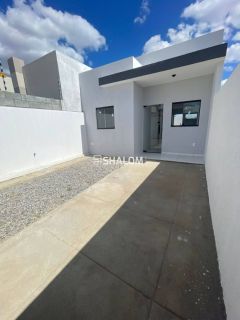 Casa para Vender com 2 quartos no Portal dos Bosques em Campina Grande - PB