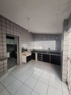 Casa para Alugar com 4 quartos sendo 1 suíte no Santo Antônio em Campina Grande - PB