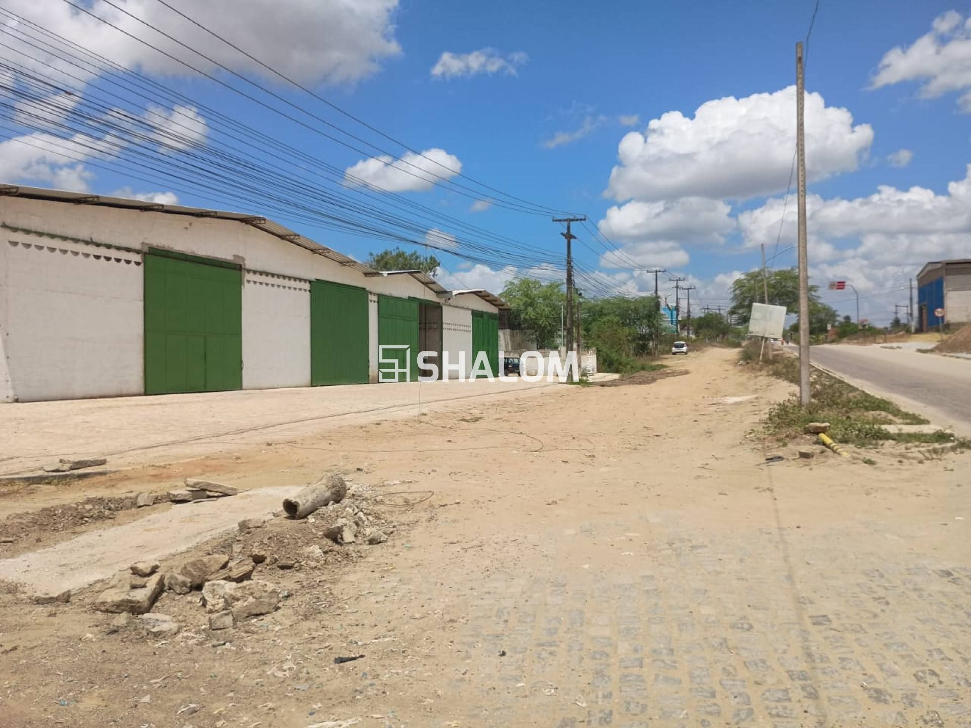 Galpão / Depósito / Armazém Para Alugar na Avenida Juscelino Kubitschek em Campina Grande