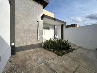 Casa para Vender com 3 quartos sendo 1 suíte no Presidente Médici em Campina Grande - PB