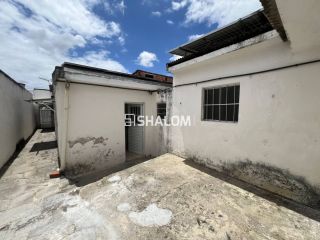 Casa para Alugar com 3 quartos sendo 1 suíte no Centenário em Campina Grande - PB