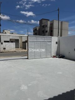 Casa para Vender com 2 quartos no Portal dos Bosques em Campina Grande - PB