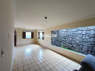 Casa para Alugar com 5 quartos sendo 4 suítes na Liberdade em Campina Grande - PB