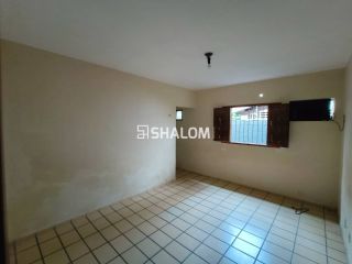 Casa para Alugar com 5 quartos sendo 4 suítes na Liberdade em Campina Grande - PB