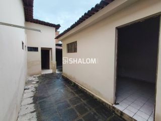 Casa para Alugar com 5 quartos sendo 4 suítes na Liberdade em Campina Grande - PB