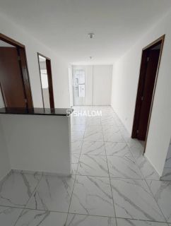 Casa Duplex para Vender com 2 quartos no Presidente Médici em Campina Grande - PB