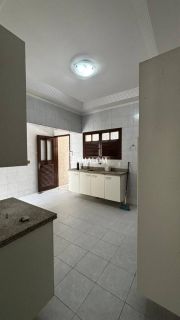 Casa para Vender com 2 suítes no Catolé em Campina Grande - PB