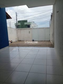 Casa Duplex para Vender com 4 quartos sendo 1 suíte no Jardim Tavares em Campina Grande - PB