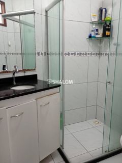 Casa Duplex para Vender com 4 quartos sendo 1 suíte no Jardim Tavares em Campina Grande - PB