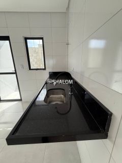 Casa para Vender com 3 quartos sendo 1 suíte no Condomínio Jardins da Serra no Serrotão em Campina Grande - PB