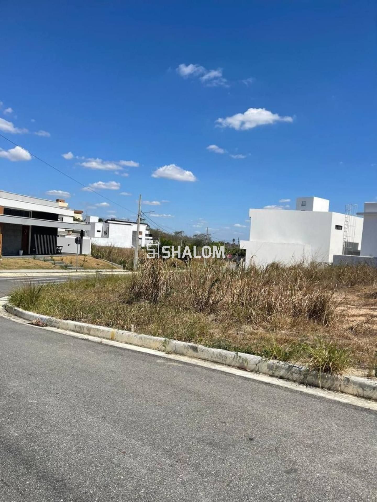 Lote para Vender no Condomínio Giardino Bianco em Lagoa Seca - PB