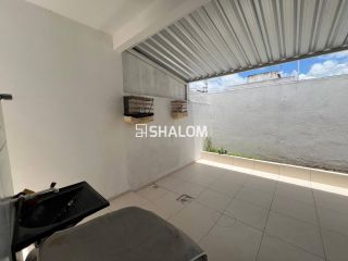 Casa para Vender com 2 quartos sendo 1 suíte no Portal Campina em Campina Grande - PB