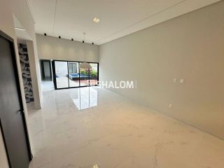 Casa para Vender com 3 suítes no Condomínio Campos do Conde em Campina Grande - PB