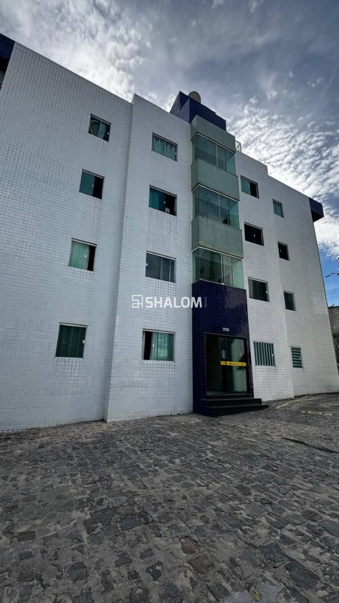 Apartamento para Vender com 3 quartos sendo 1 suíte no Alto Branco em Campina Grande - PB
