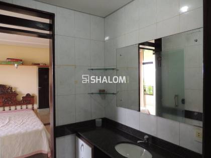 Casa para Alugar com 8 quartos sendo 6 suítes no Jardim Tavares em Campina Grande - PB