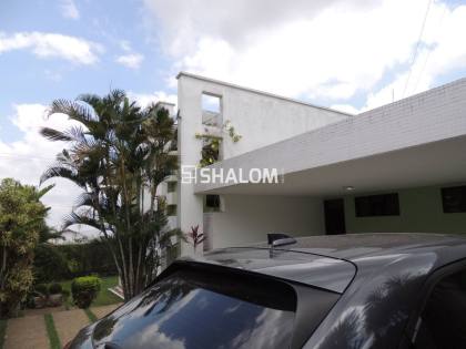 Casa para Alugar com 8 quartos sendo 6 suítes no Jardim Tavares em Campina Grande - PB