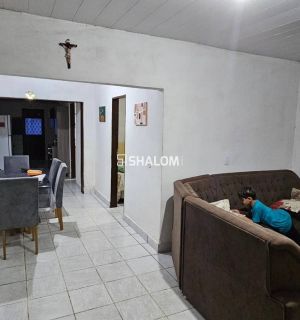 Casa para Vender com 3 quartos sendo 1 suíte no Monte Castelo em Campina Grande - PB