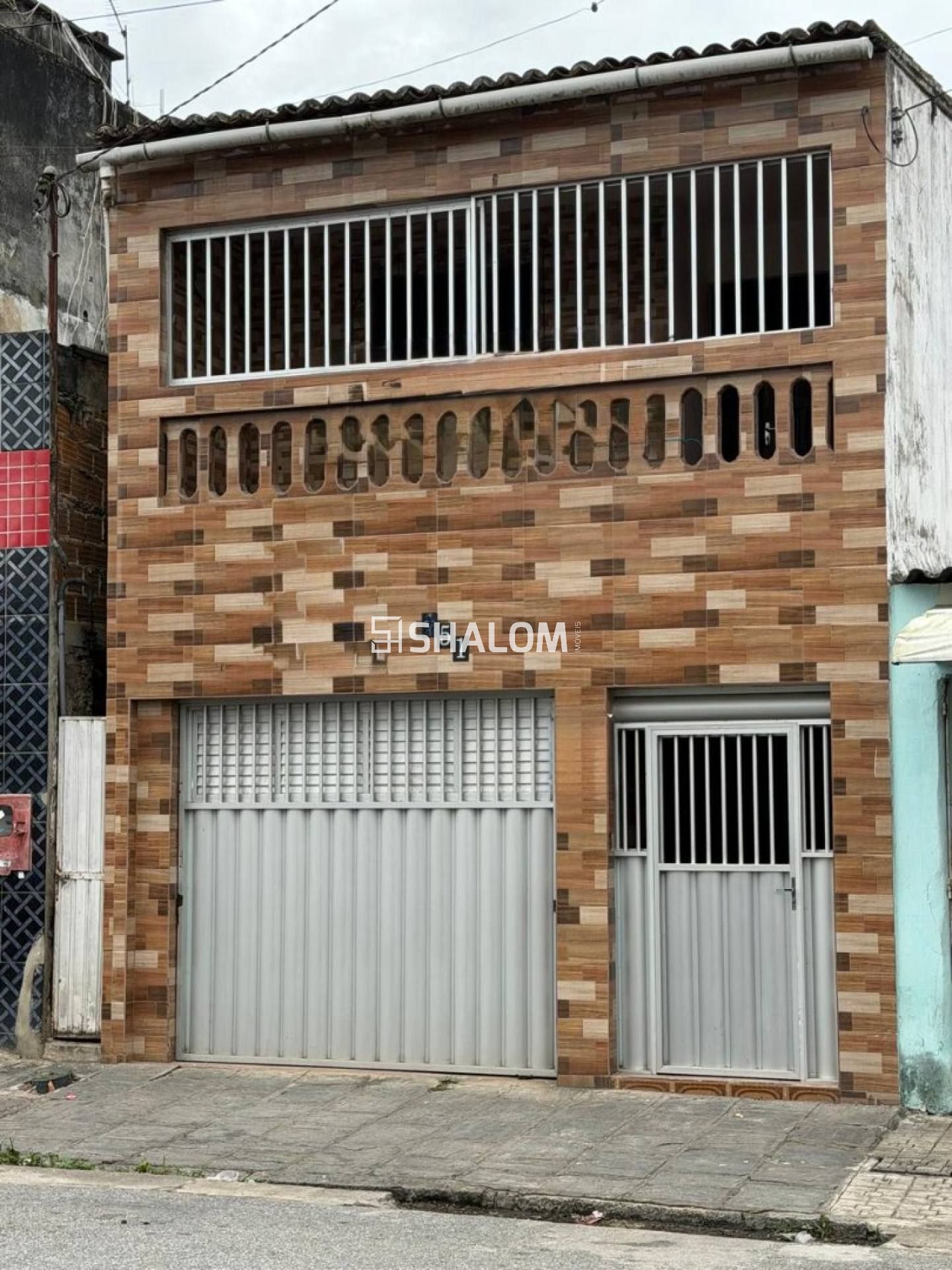 Casa Duplex para Vender com 3 quartos no Monte Castelo em Campina Grande - PB