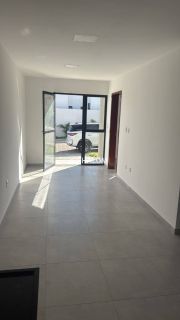 Casa para Vender com 3 quartos sendo 1 suíte no Condomínio Jardins da Serra no Serrotão em Campina Grande - PB