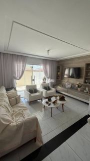 Casa para Vender com 3 quartos sendo 1 suíte no Catolé em Campina Grande - PB