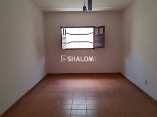 Casa para Vender com 3 quartos sendo 2 suítes no Centenário em Campina Grande - PB