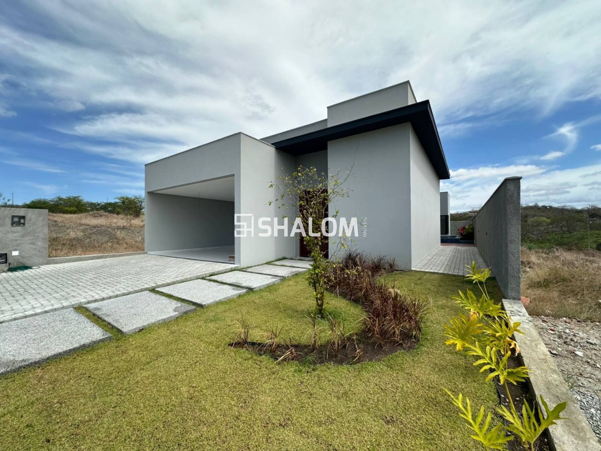 Casa para Vender com 3 suítes no Condomínio Campos do Conde em Campina Grande - PB