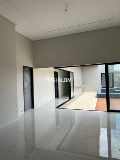 Casa para Vender com 3 suítes no Condomínio Campos do Conde em Campina Grande - PB