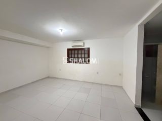 Casa Duplex para Alugar com 2 suítes, Área Gourmet e Piscina no Centenário em Campina Grande - PB
