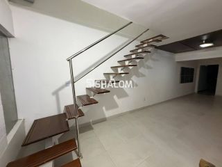 Casa Duplex para Alugar com 2 suítes, Área Gourmet e Piscina no Centenário em Campina Grande - PB