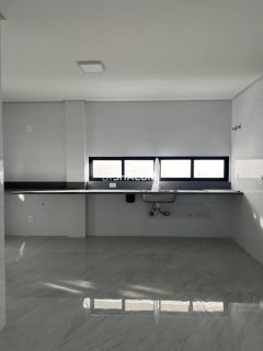 Casa para Vender no Condomínio Alphaville no Mirante em Campina Grande - PB