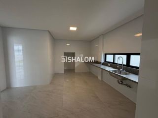 Casa para Vender no Condomínio Alphaville no Mirante em Campina Grande - PB