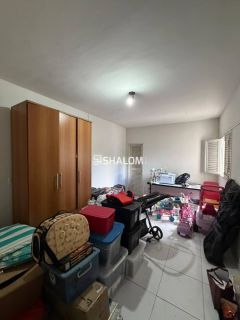 Casa para Vender com 4 suítes no Centro em Campina Grande - PB