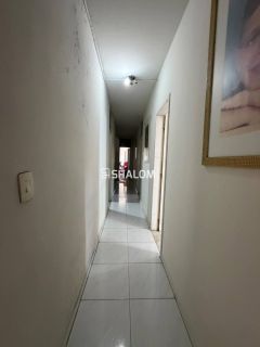 Casa para Vender com 4 suítes no Centro em Campina Grande - PB