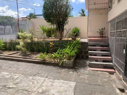 Casa para Vender com 5 quartos sendo 1 suíte na Prata em Campina Grande - PB