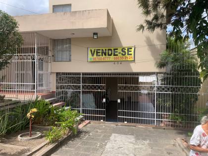 Casa para Vender com 5 quartos sendo 1 suíte na Prata em Campina Grande - PB