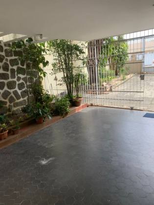 Casa para Vender com 5 quartos sendo 1 suíte na Prata em Campina Grande - PB