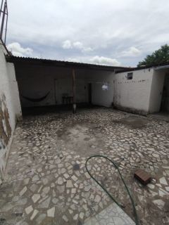 Casa para Vender Ideal para Comércio ou Oficina no Distrito dos Mecânicos em Campina Grande - PB