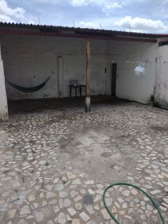 Casa para Vender Ideal para Comércio ou Oficina no Distrito dos Mecânicos em Campina Grande - PB