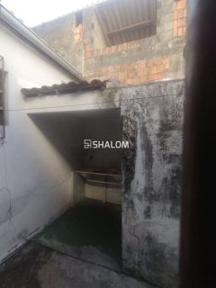 Vende-se casa para ponto comercial na Av Floriano Peixoto