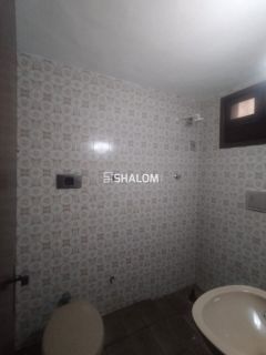 Vende-se casa para ponto comercial na Av Floriano Peixoto