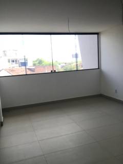 Aluga-se sala comercial no Empresarial Rosália Pereira