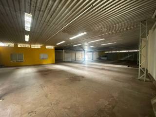 Vende-se Galpão comercial no Bairro da Liberdade