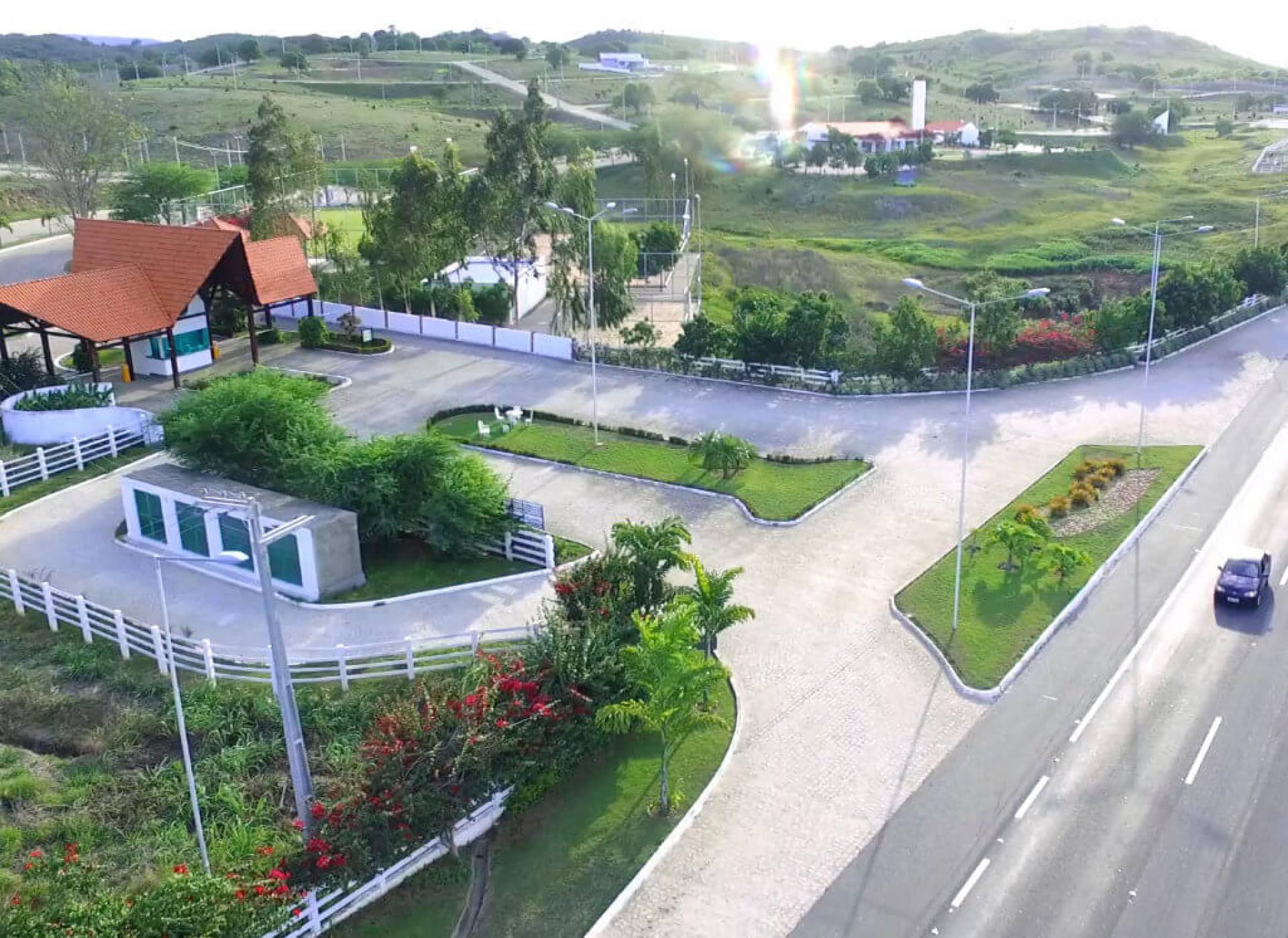 Vende-se lote no condomínio Reino Verde