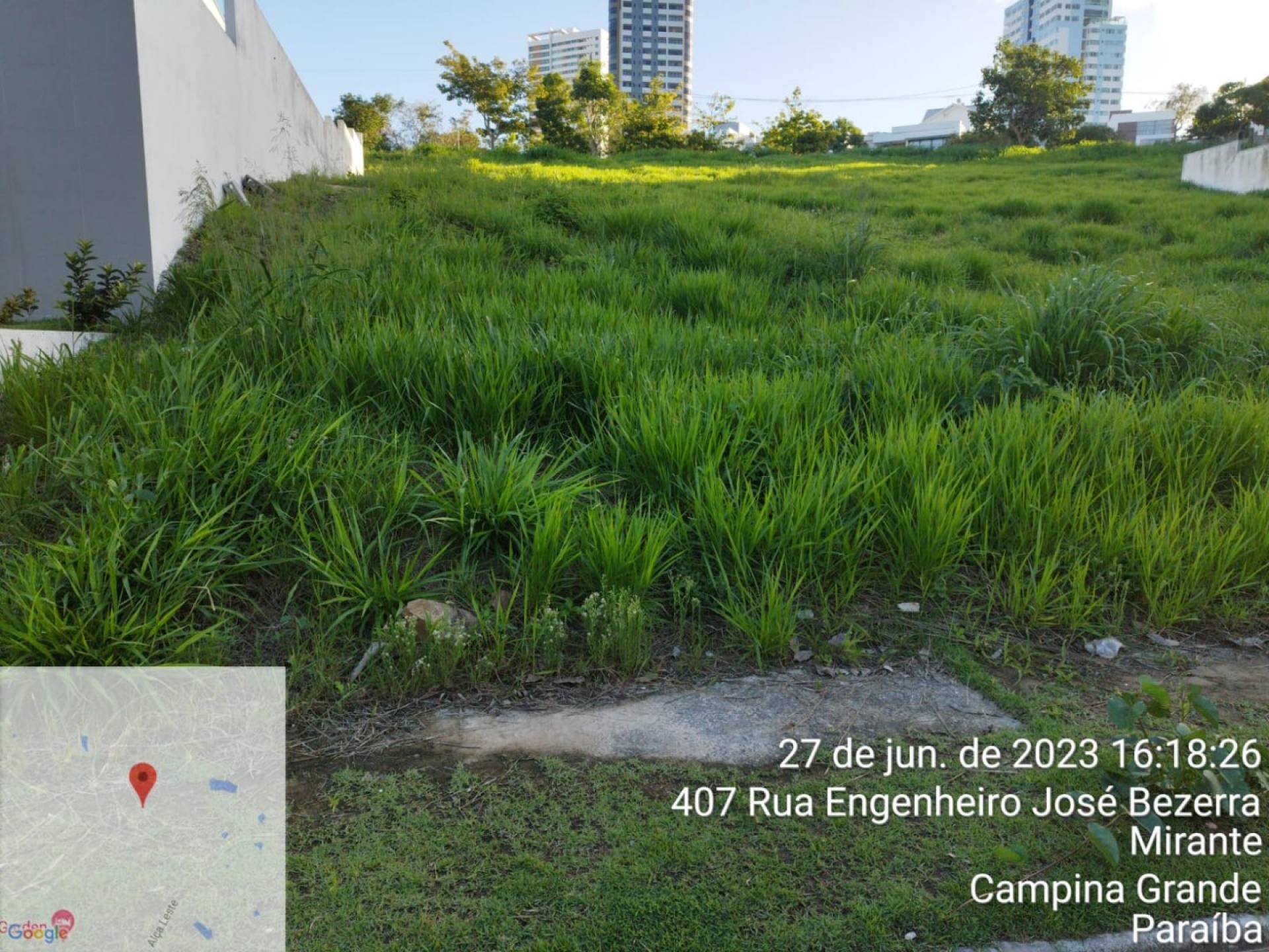 Vende-se lote no Alphaville por R$450mil