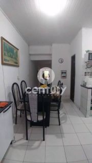 CASA A VENDA COM 02 QUARTOS NO TIJUQUINHA